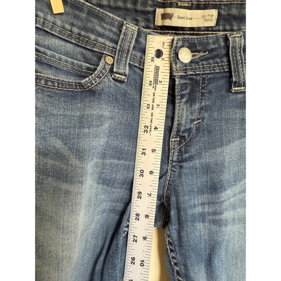 Levis Jeans Womens 28/32 Blue demi curve low rise skinny Denim distressed City - Picture 5 of 13